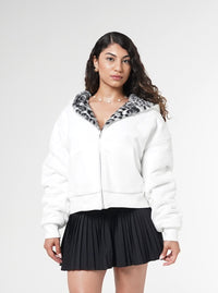 city skin zip, white.